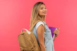 mochila para volta às aulas para adolescentes